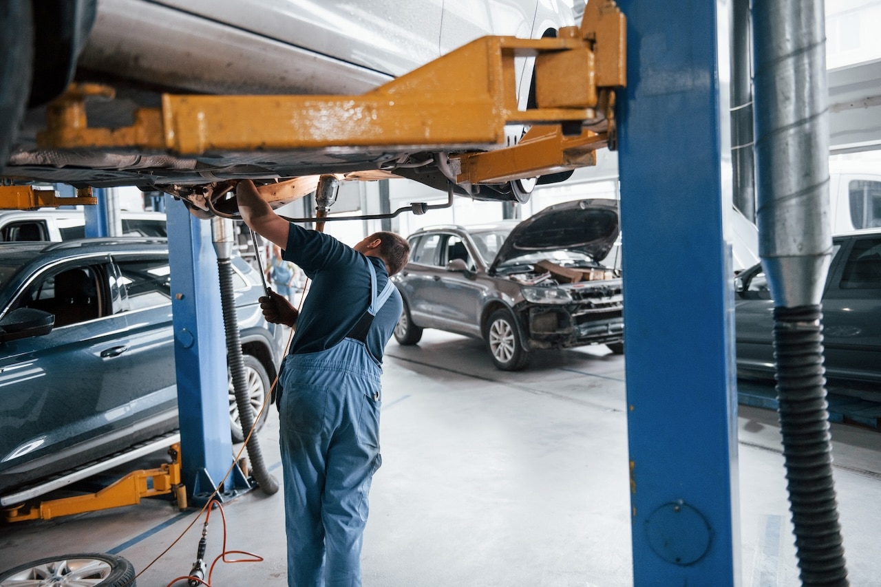 Vehicle Frame Straightening