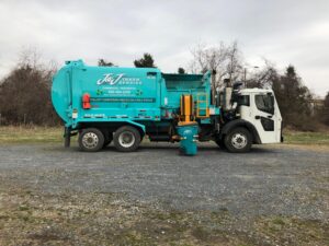 Discovering Top Commercial and Residential Junk Removal Services for Space Recovery